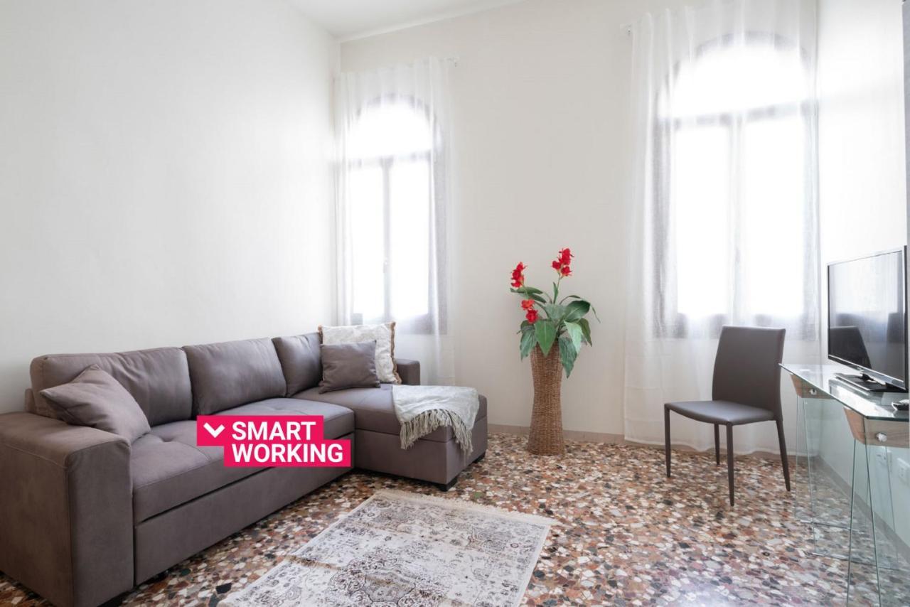 Accademia Charm Apartments By Wonderful Italy Βενετία Εξωτερικό φωτογραφία
