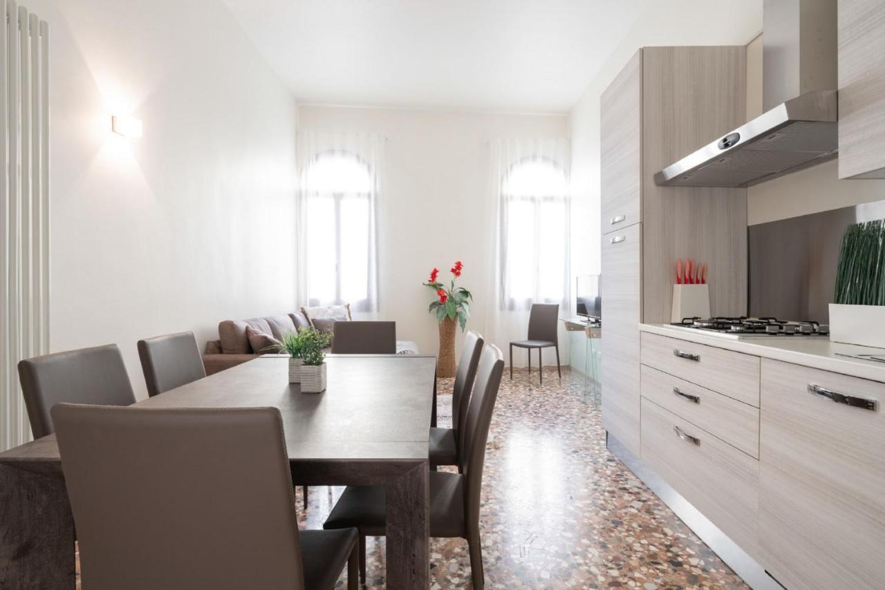Accademia Charm Apartments By Wonderful Italy Βενετία Εξωτερικό φωτογραφία