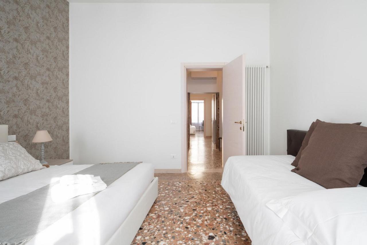 Accademia Charm Apartments By Wonderful Italy Βενετία Εξωτερικό φωτογραφία
